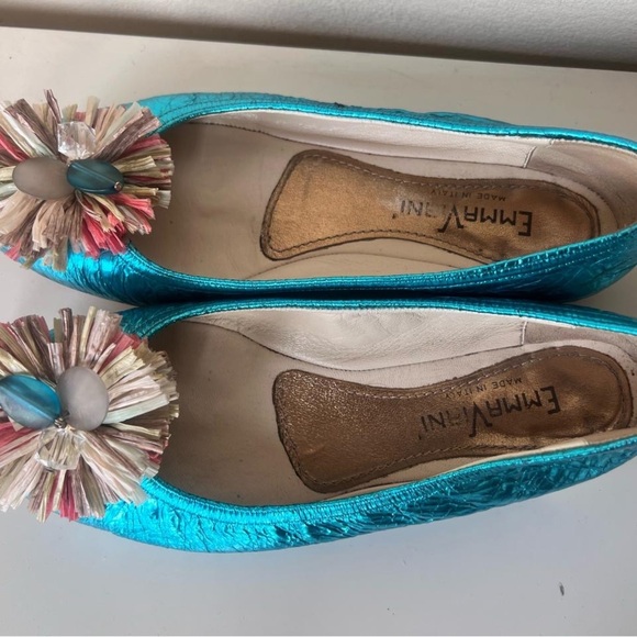 MADE IN ITALY EMMA VIANI Vibrant Blue Women's Shoes with Floral Accent - Picture 5 of 11